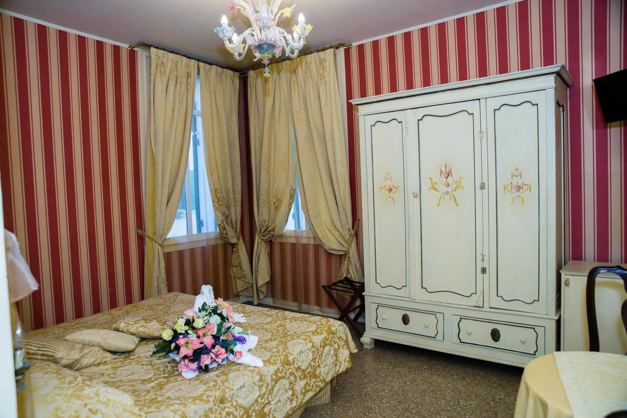 Locanda Acquavita Венеция Екстериор снимка