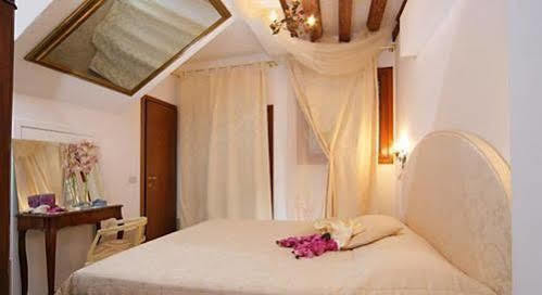 Locanda Acquavita Венеция Екстериор снимка